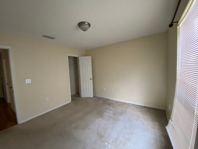 Building Photo - 7532 Avery Ln