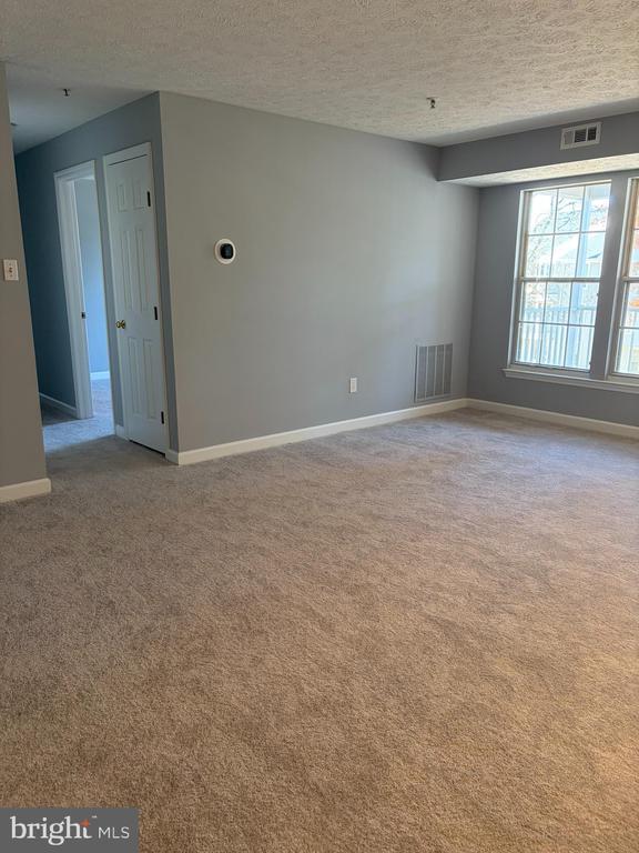 Building Photo - 1401 Sage Ln