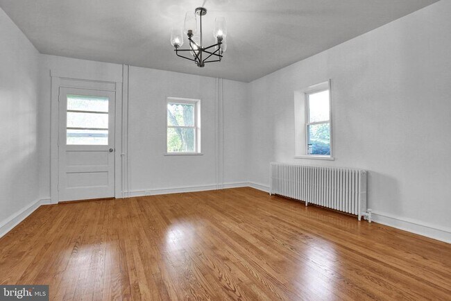 Building Photo - 233 Hetrick Rd