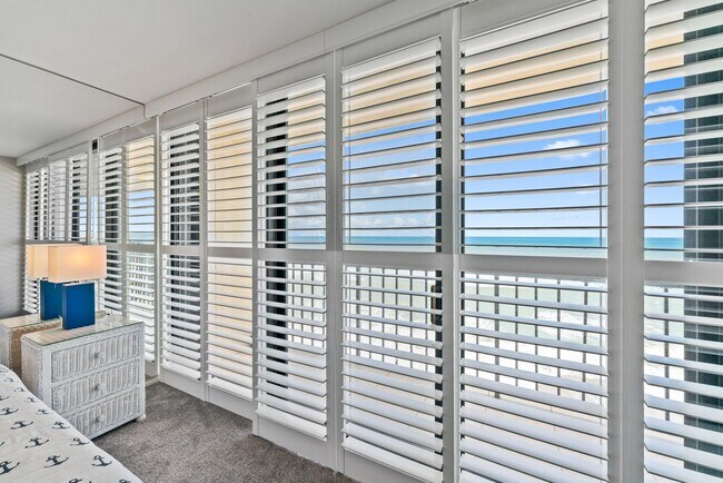 Building Photo - 100 S Beach Rd