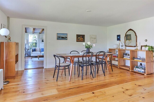 Building Photo - 108 Wey Rd