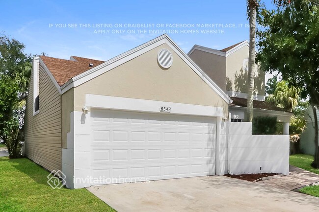 Building Photo - 8543 Dynasty Dr