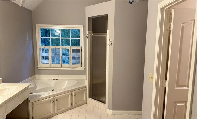 Building Photo - 4650 Kousa Ln