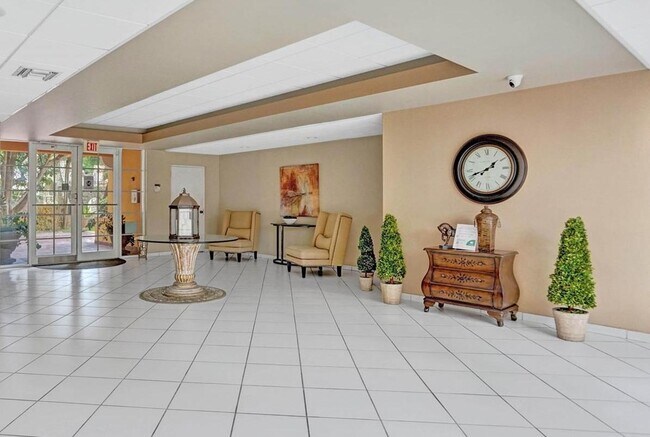 Lobby - 1 Alhambra Cir