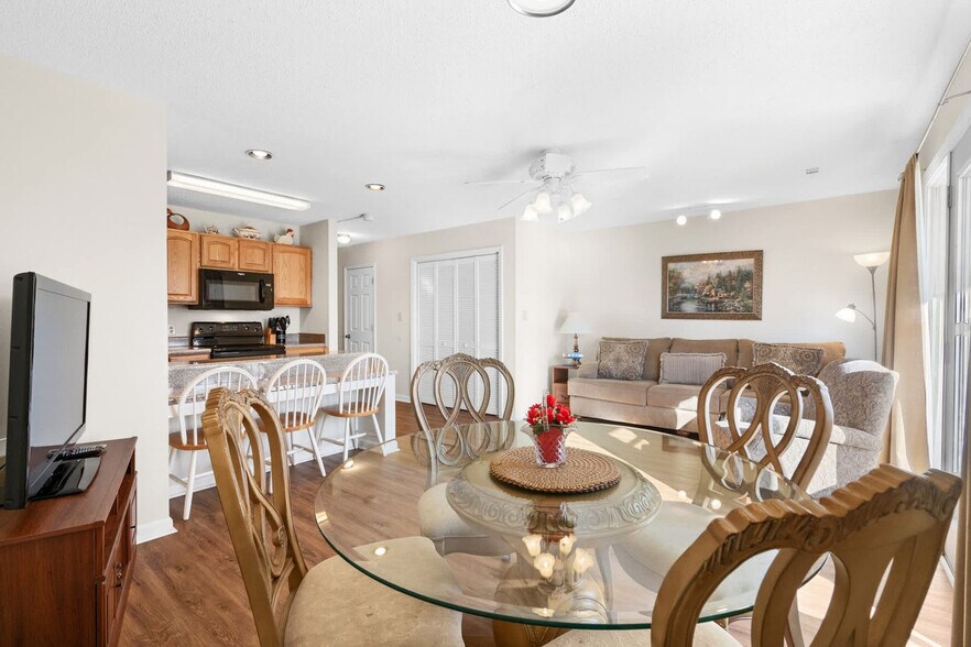 Building Photo - 217 Double Eagle Dr