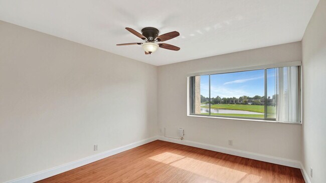 Building Photo - 4539 Luxemburg Ct