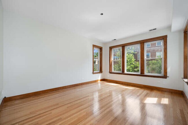 Building Photo - 2316 W Huron St