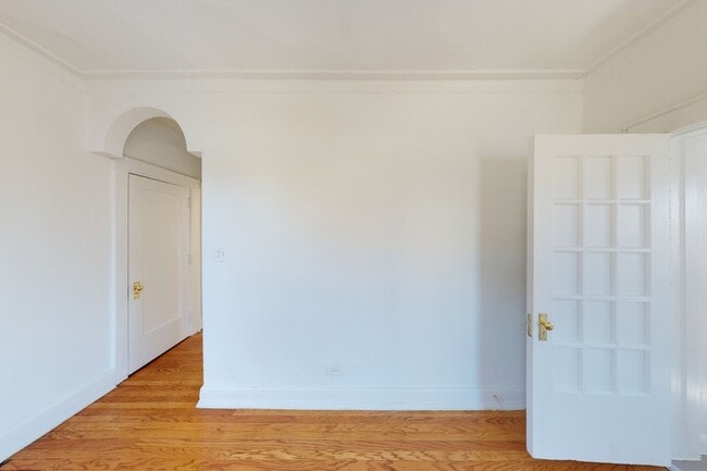 Floorplan - 5528-5532 S. Everett Avenue