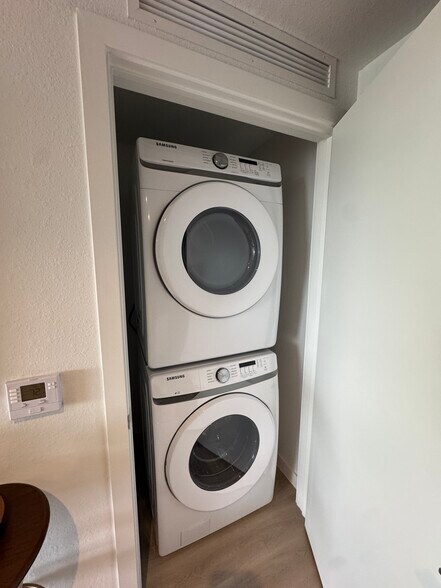 Building Photo - 3711 NW 11th St