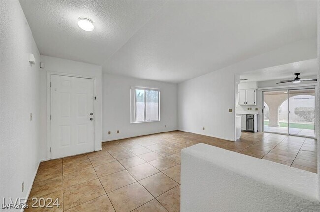 Building Photo - 8061 Draco Cir