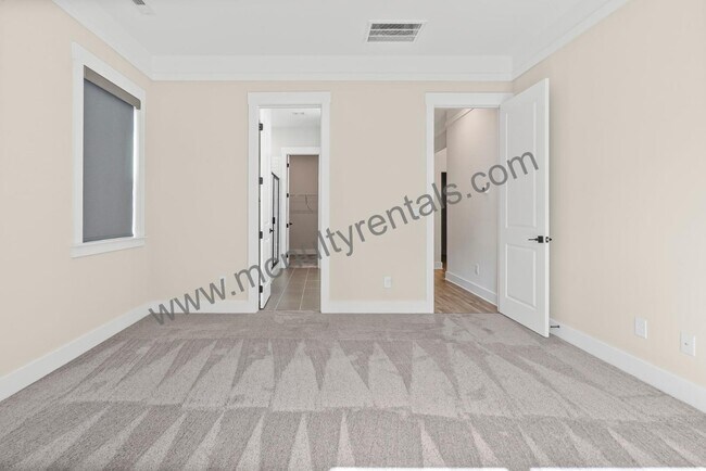 Building Photo - 1109 Masefield Ave