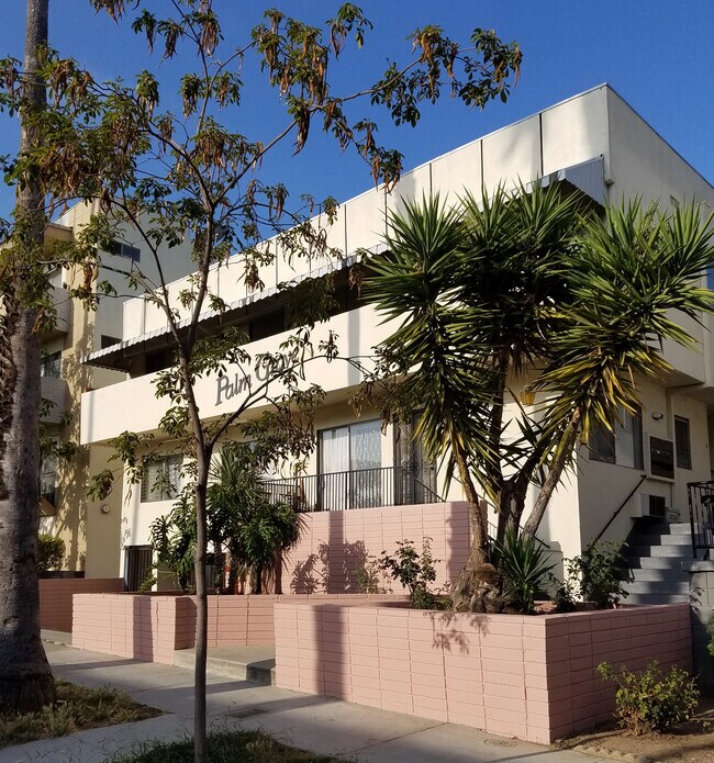 Primary Photo - 1022 N Orange Grove Ave