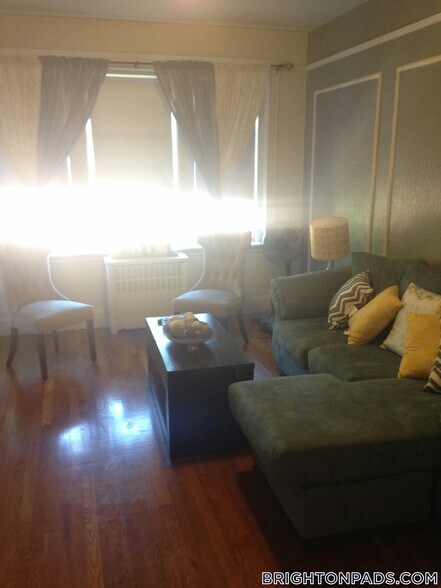 Building Photo - 66 Chiswick Rd