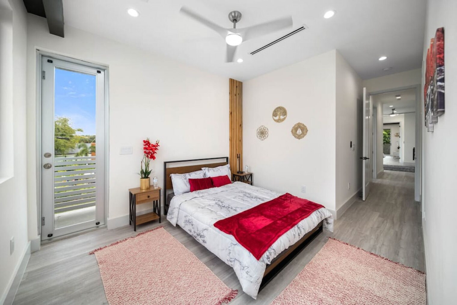 Building Photo - 1621 NE 4th Pl