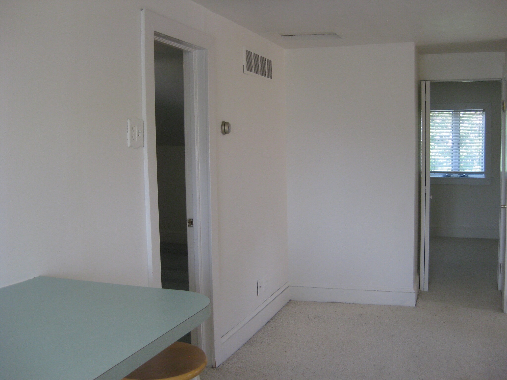 Building Photo - 300 Inman Terrace