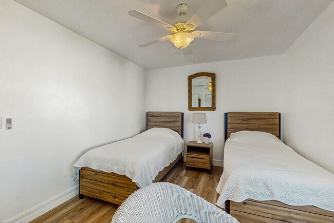 Building Photo - 655 Windsurf Ln