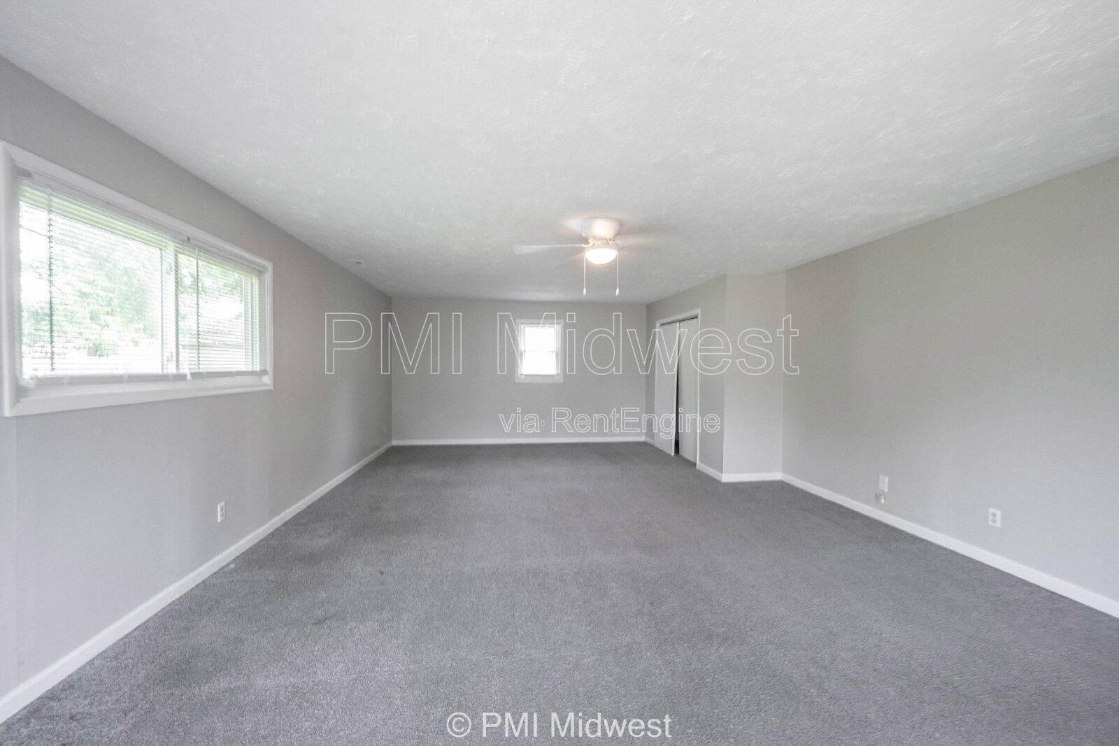 Building Photo - 316 S Kenmore Rd