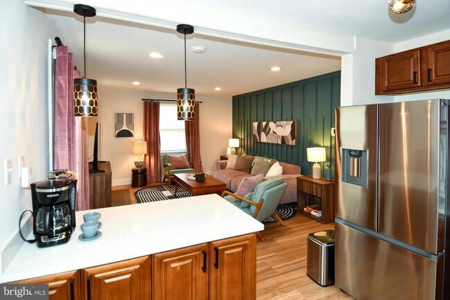 Building Photo - 503 Woodston Rd