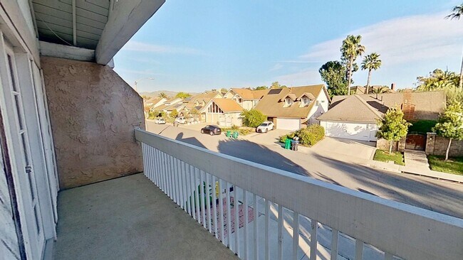 Building Photo - 26 Duane