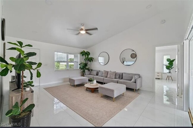 Building Photo - 96 Wickliffe Dr