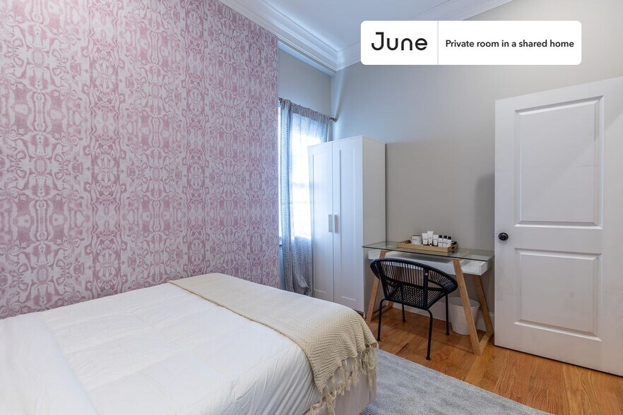 Building Photo - Room in Shared 2 bed/1 bath home in North End