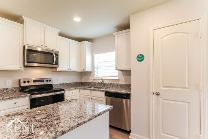 Building Photo - 10490 Red Cardinal Dr