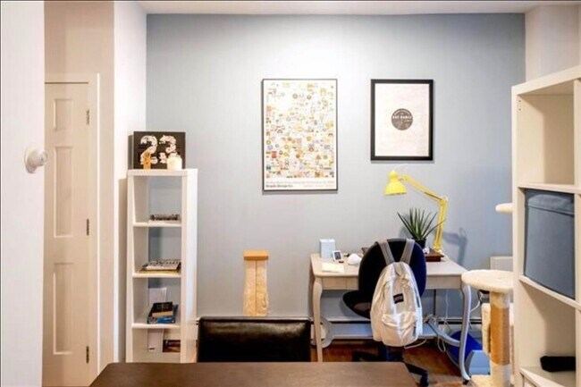 Building Photo - 159 Newark St.