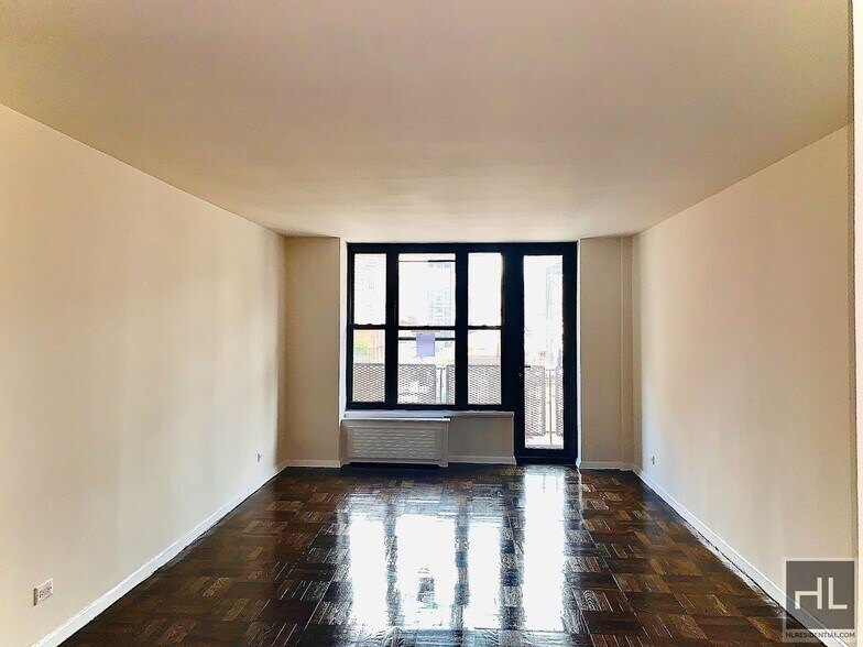 Primary Photo - Spacious 2 bed on EAST 35 STREET