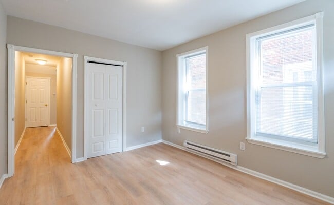 Building Photo - 3828 Cambridge St