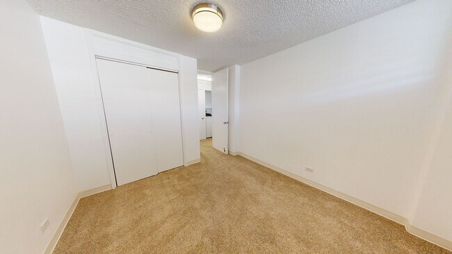 Building Photo - 2BD/2BA/1PRKG at The Barclay in Makiki, Ho...