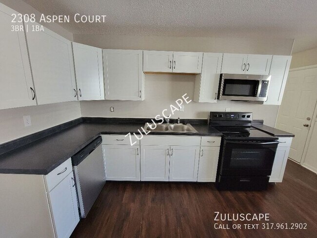 Building Photo - 2308 Aspen Ct