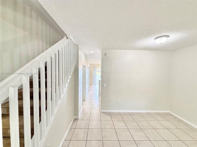 Building Photo - 8380 SW 25th Ct