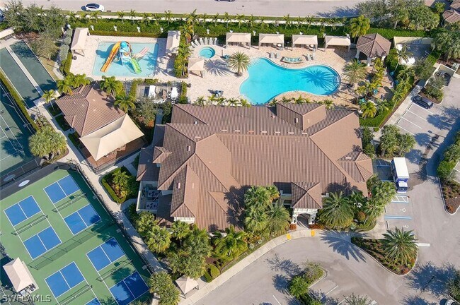 Building Photo - 13419 Silktail Dr