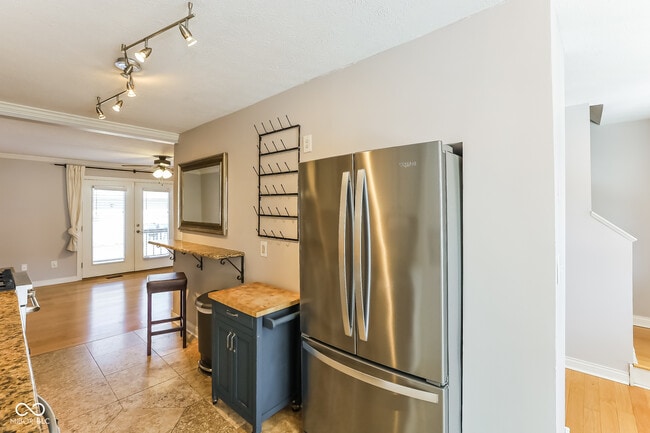 Building Photo - 1026 N New Jersey St