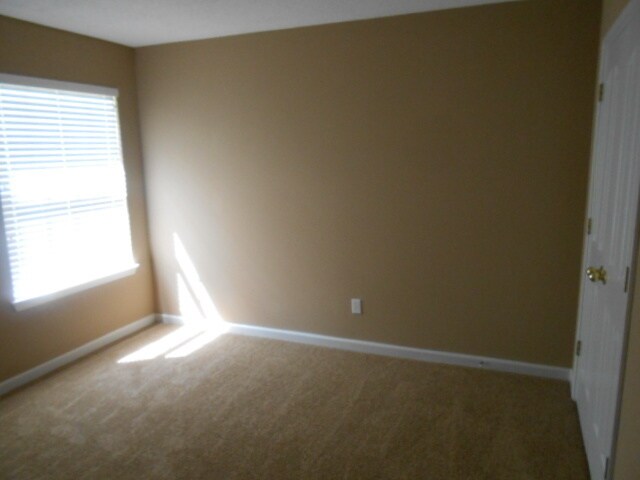 Building Photo - Beautiful 5br/3ba Arlington home with lots of upgrades! Pets are owner approval, fees apply. Carp...