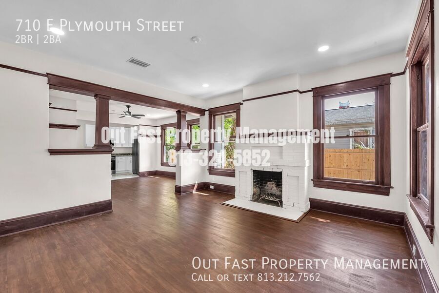 Building Photo - 710 E Plymouth St