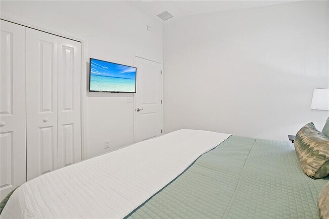 Building Photo - 7661 Rutherford Ln