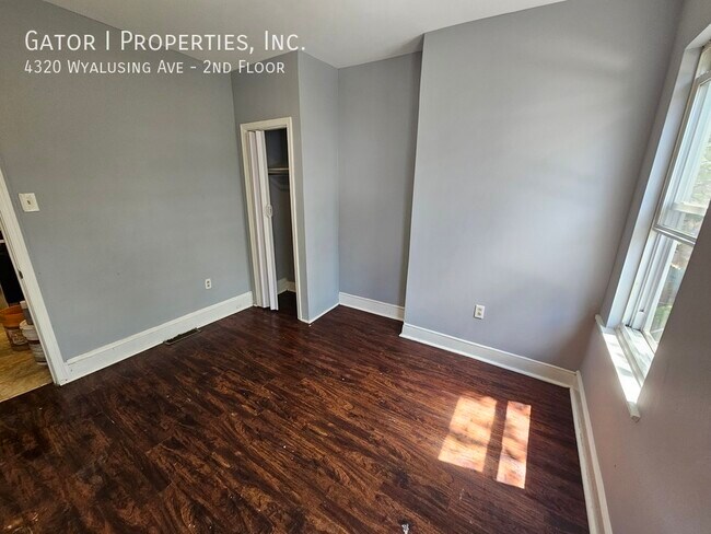 Building Photo - 4320 Wyalusing Ave