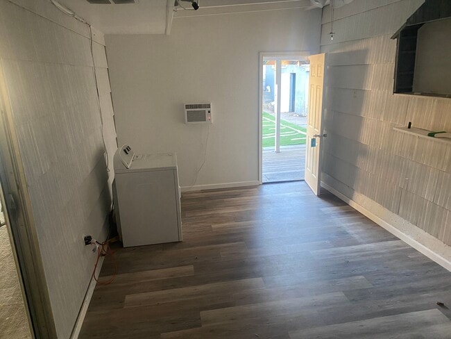 Building Photo - Cozy Single family home with two car garage and controlled access gate