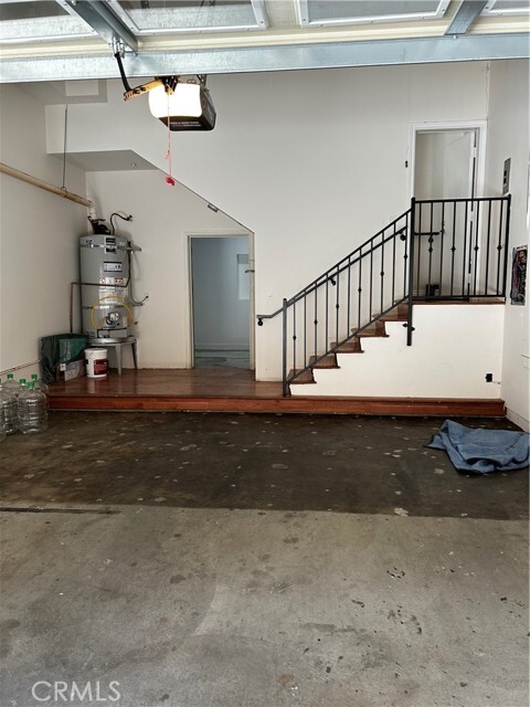Building Photo - 5241 Colodny Dr