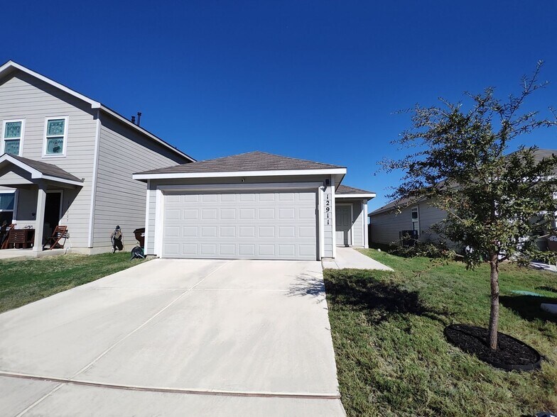 Primary Photo - 12911 Chinali Spgs