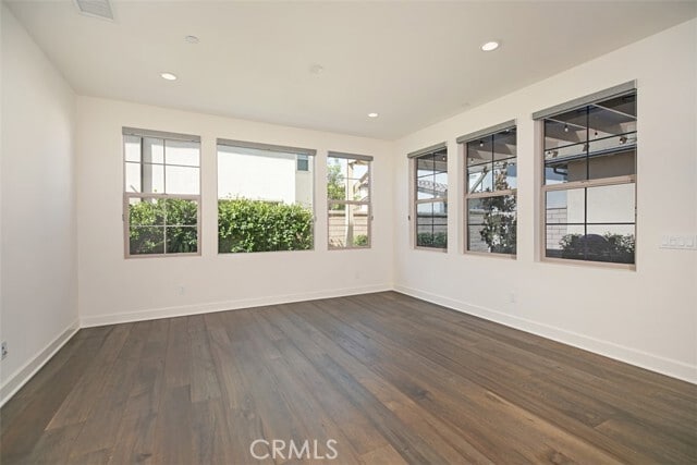 Building Photo - 37 Lilac