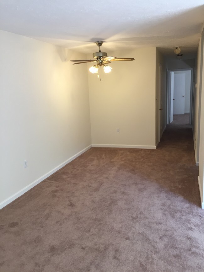 1875-lee-hwy-1875-lee-hwy-bristol-va-24201-apartment-finder