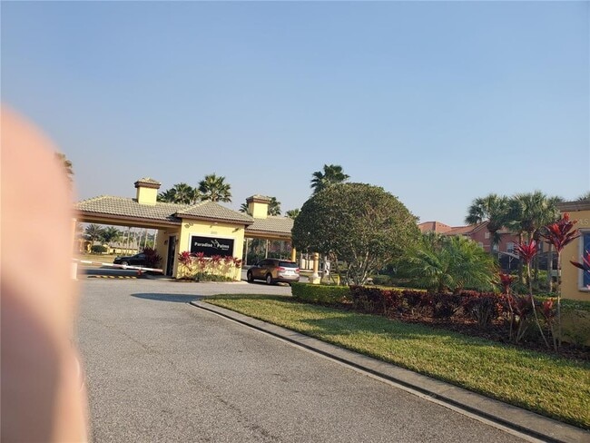 Building Photo - 8965 Cat Palm Rd