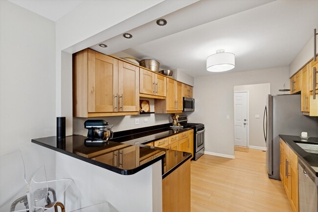 Building Photo - 1487 Hazelwood Ct