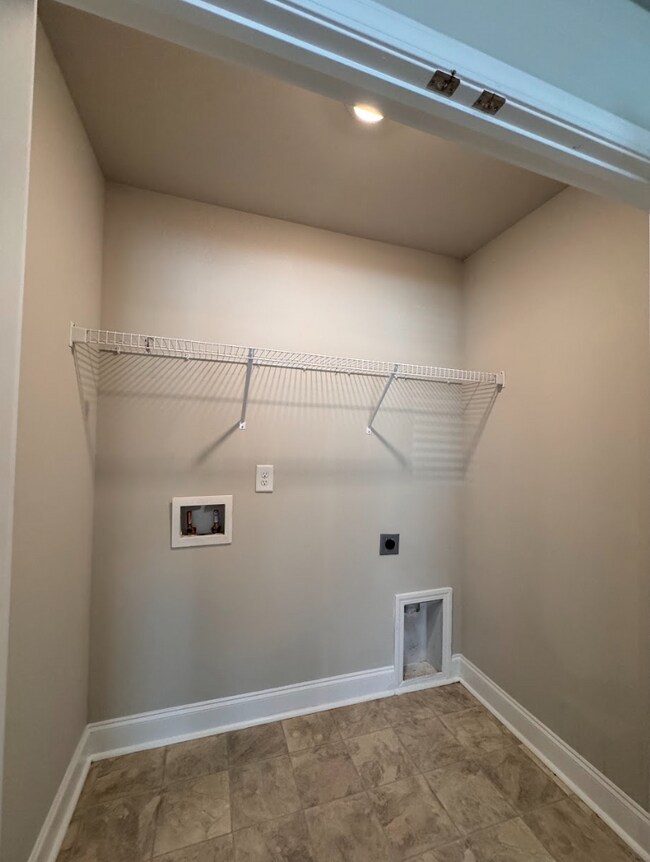 Building Photo - ???? Just Listed! Stunning Duncan Home Minutes from BMW, GSP & I-85