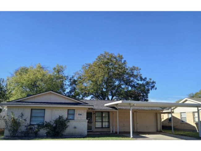 Primary Photo - *****3 BEDROOM IN MESQUITE****