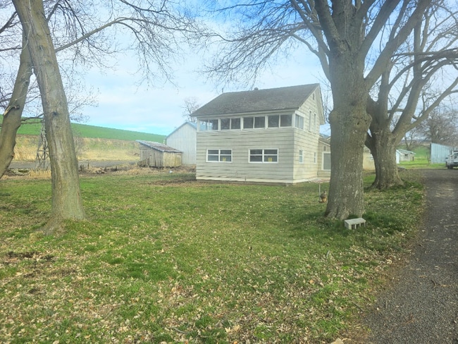 Building Photo - 1917 7 Mile Rd