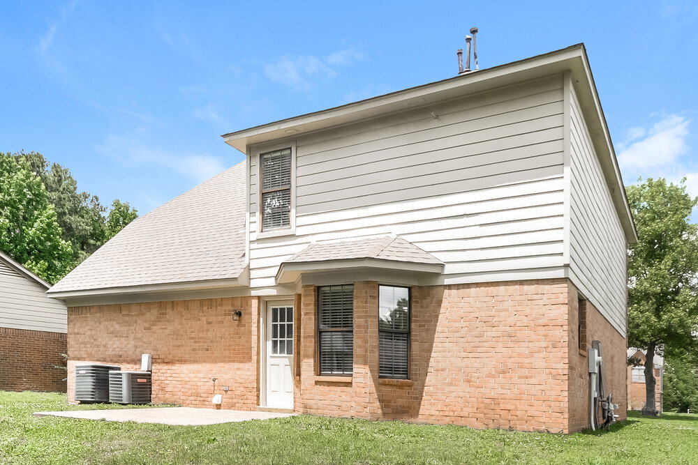 Building Photo - 6863 Delta Newberry Cove