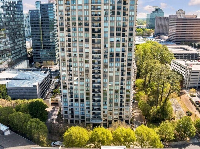 Building Photo - 3445 Stratford Rd NE